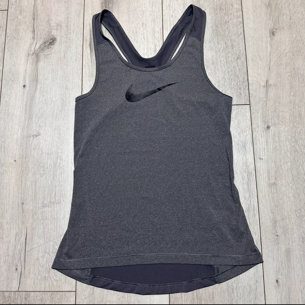 Nike Women's racer back soft Dri--fit Charcoal Tank Top small